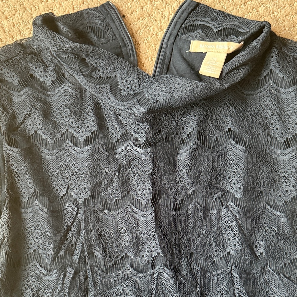 Banana Republic Factory Lace Top in Dark Gray